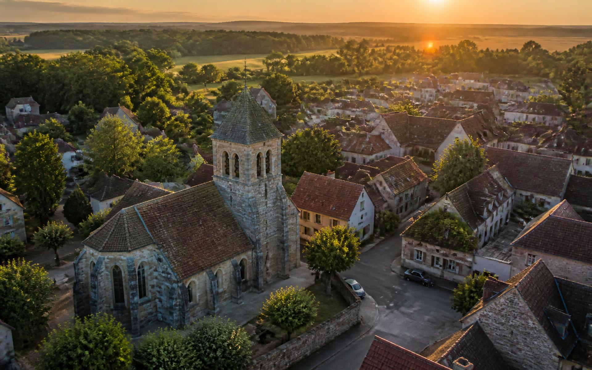 Vue aérienne de Marolles-en-Hurepoix au coucher du soleil
